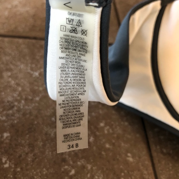 Victoria’s Secret Gray Halter Bikini Top - Picture 8 of 8